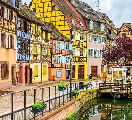 Vakantiehuis Maison Avec Terrasse Centre-cottage Garden Terrace Center Old Town