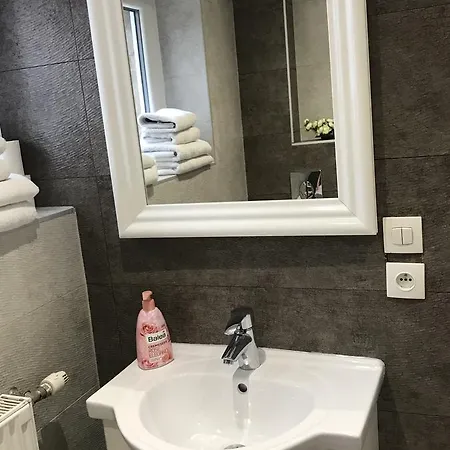 Nyaraló Maison Avec Terrasse Centre-cottage Garden Terrace Center Old Town *